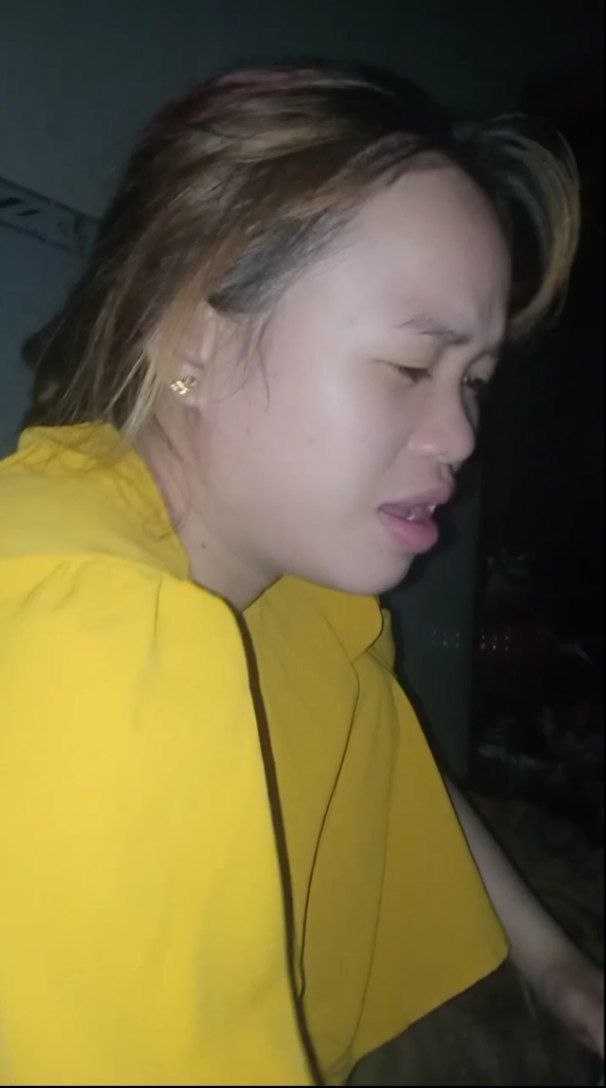 Ngắm nhìn chị đồng nghiệp thủ dâm phọt cả nước